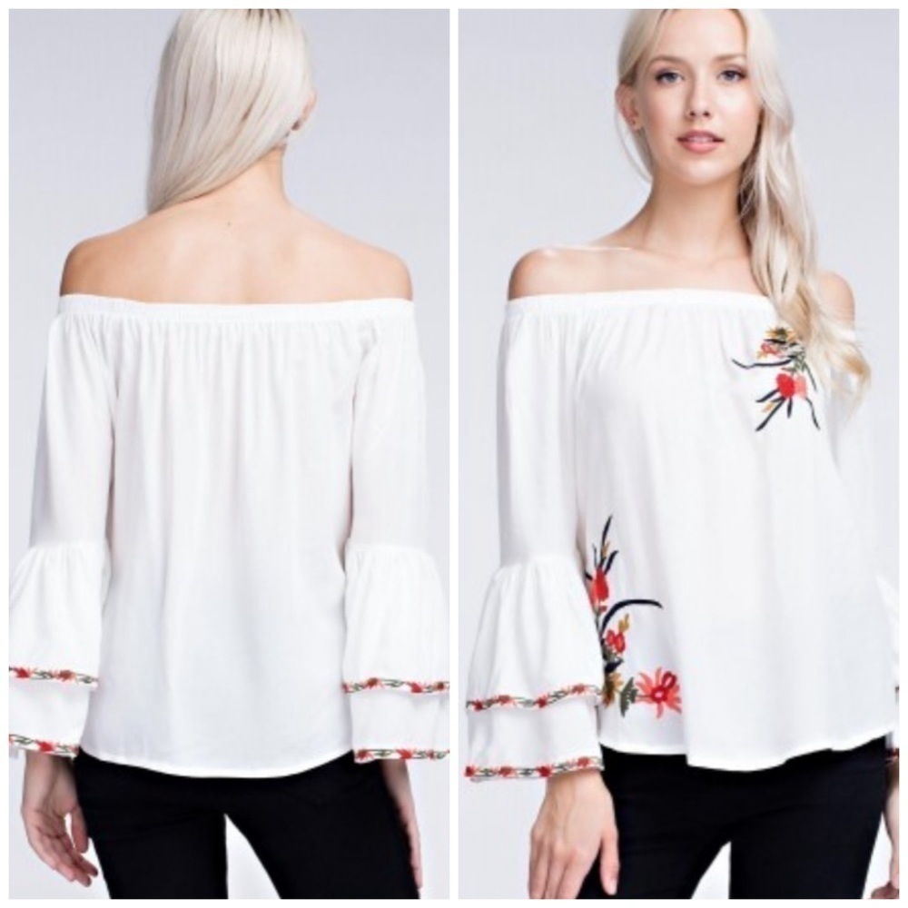 Solitaire Off The Shoulder Embroidered Blouse Top White Bell Sleeve Medium